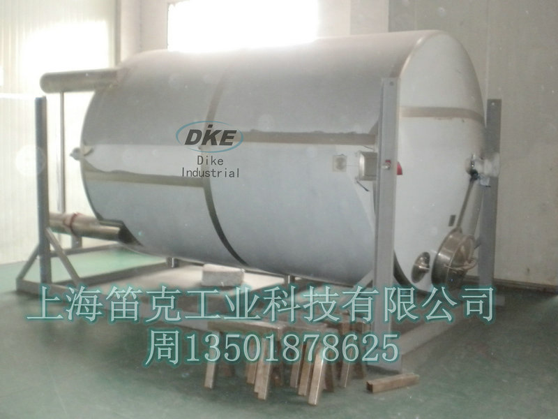 不銹鋼儲(chǔ)水罐